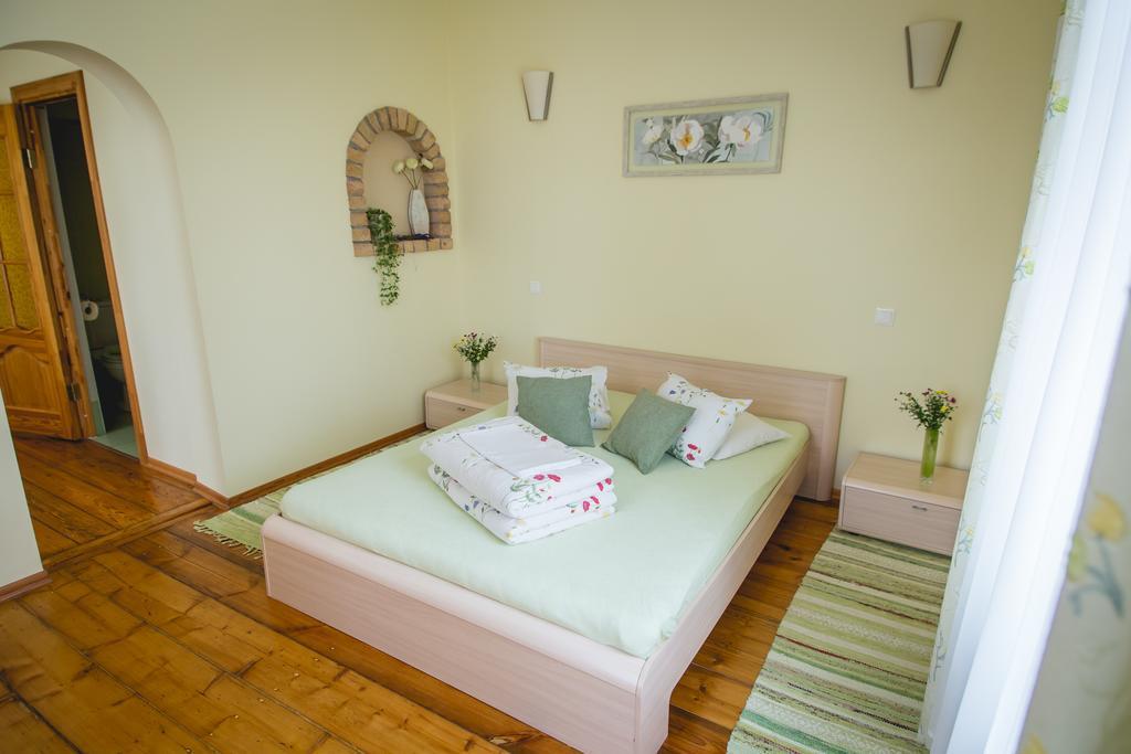Viesu Maja Janis Hotel Madona Cameră foto