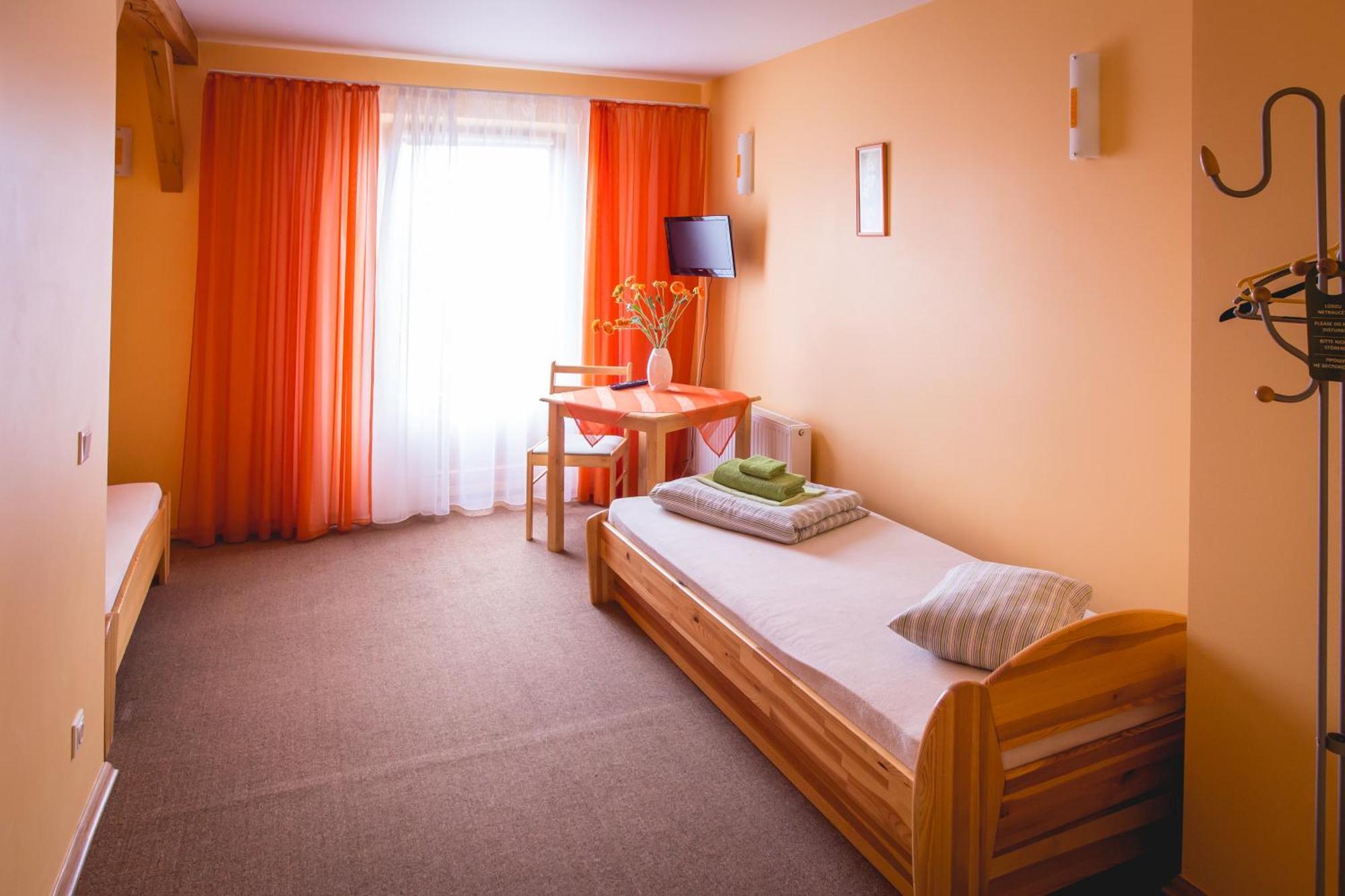 Viesu Maja Janis Hotel Madona Cameră foto